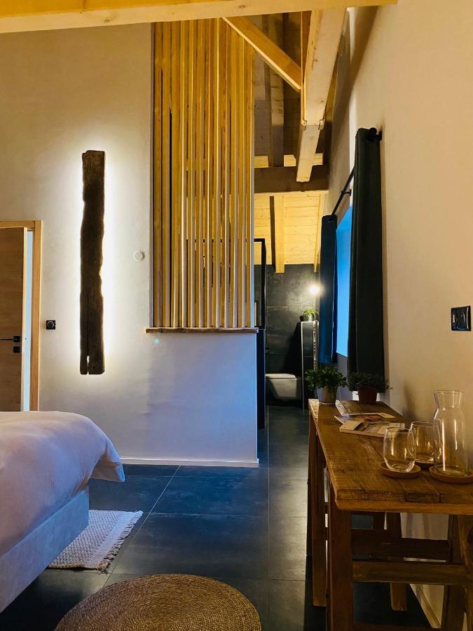 La Loge De La Dolarde - Chambre Nord-Est Hotell Prémanon Exteriör bild