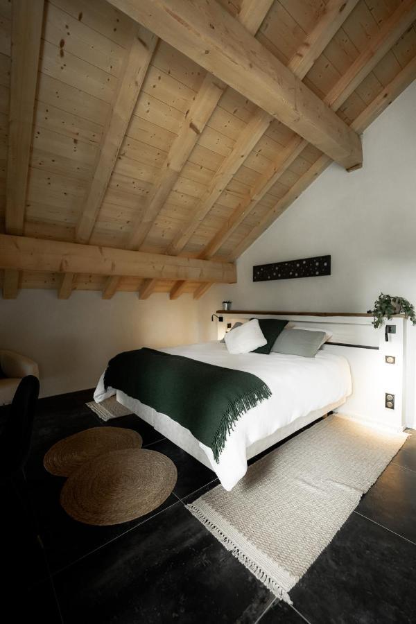 La Loge De La Dolarde - Chambre Nord-Est Hotell Prémanon Exteriör bild