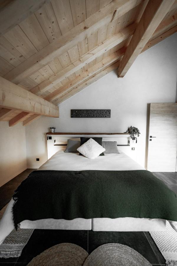 La Loge De La Dolarde - Chambre Nord-Est Hotell Prémanon Exteriör bild