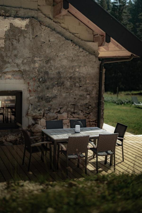 La Loge De La Dolarde - Chambre Nord-Est Hotell Prémanon Exteriör bild